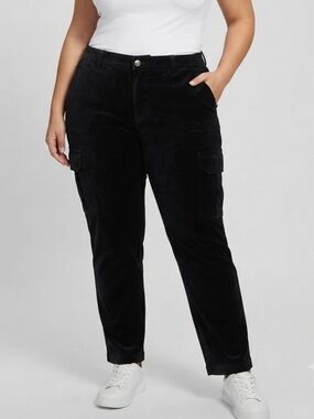 NWT GUESS Plus Size Black Velvet-like Straight-Leg Cargo Pants 38x32